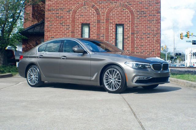 Used 2018 BMW 530i image 3