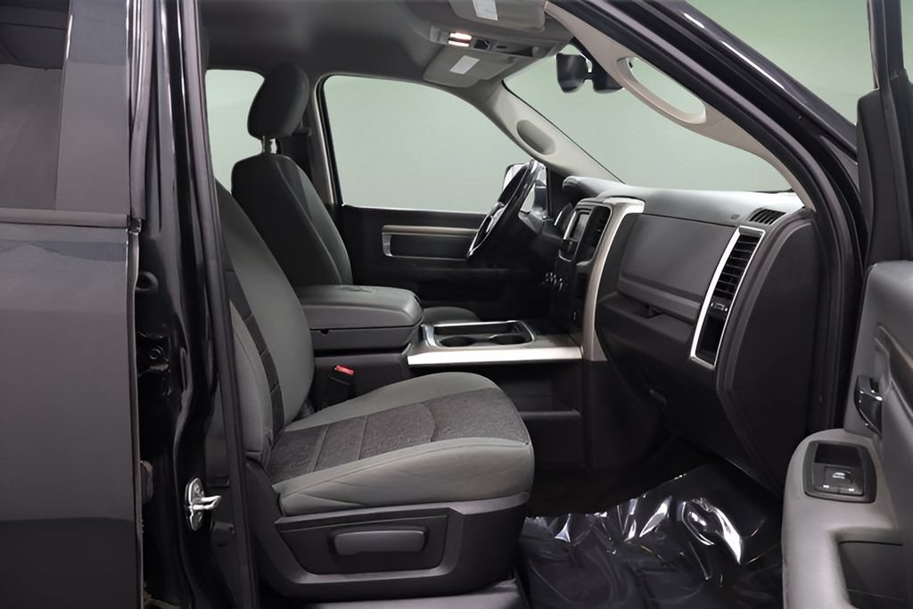 Used 2015 RAM 1500 Big Horn AWD/4WD image 15