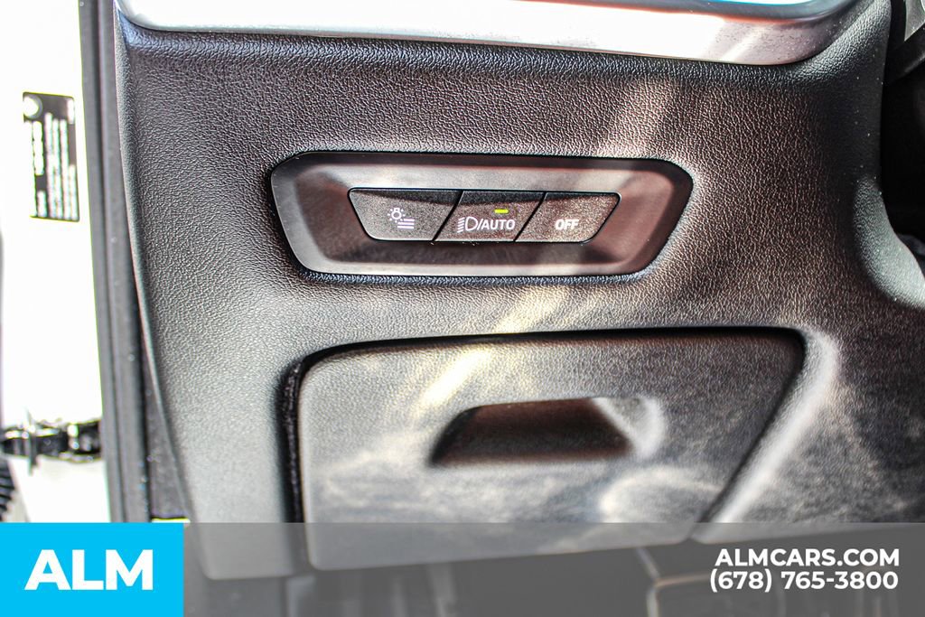 Used 2024 BMW X5 xDrive40i w/ M Sport Package AWD/4WD image 32