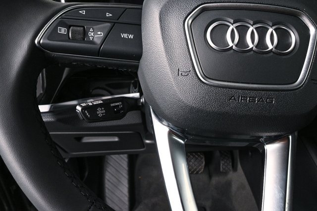 New 2025 Audi Q3 2.0T Premium image 9