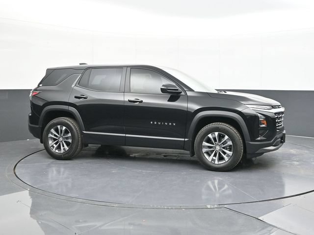 New 2026 Chevrolet Equinox LT w/ Convenience Package II AWD/4WD image 13