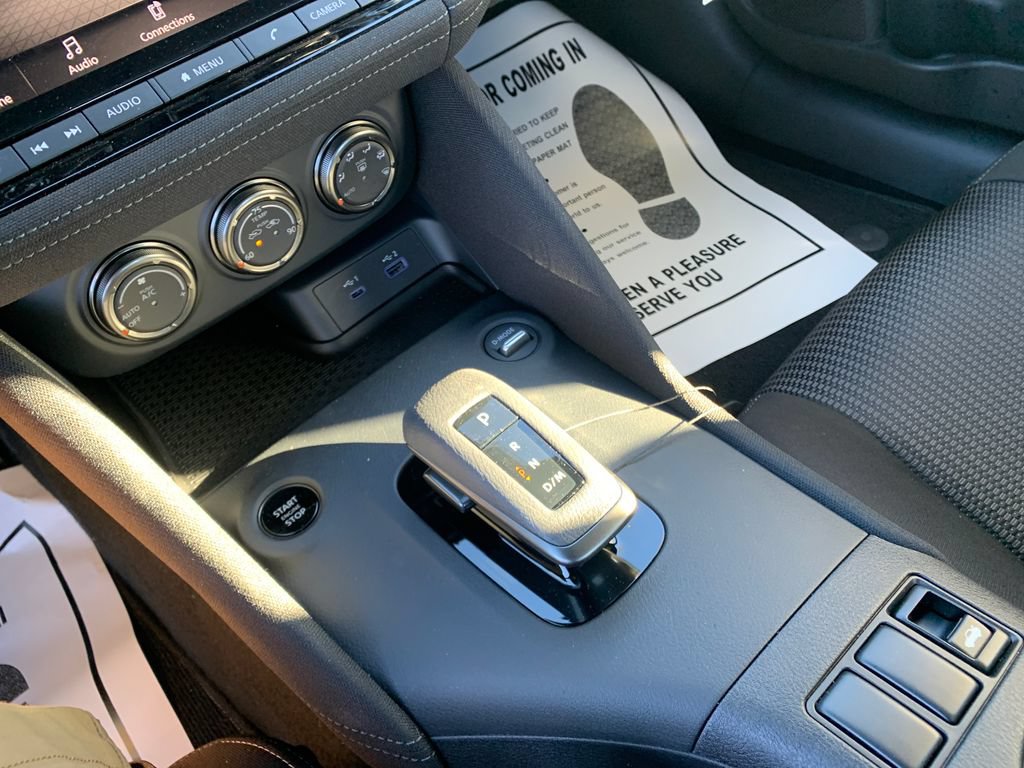 Used 2026 Nissan Z Sport w/ Floor Mat Package RWD image 16