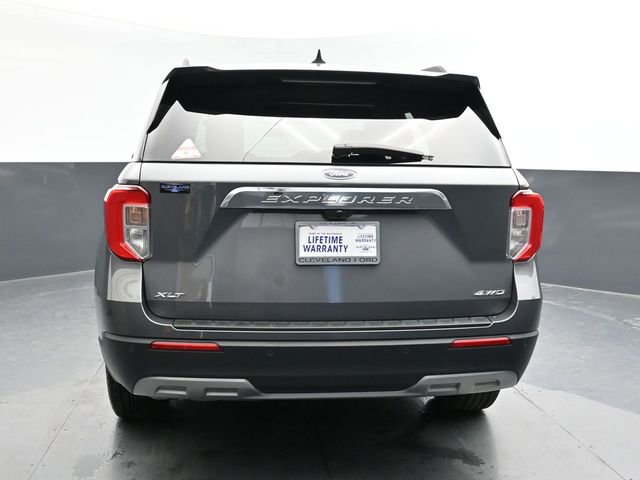 Certified 2022 Ford Explorer XLT w/ Equipment Group 202A image 6