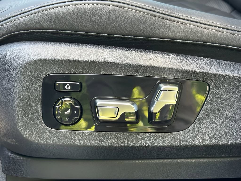 New 2026 BMW X5 M60i AWD/4WD image 11