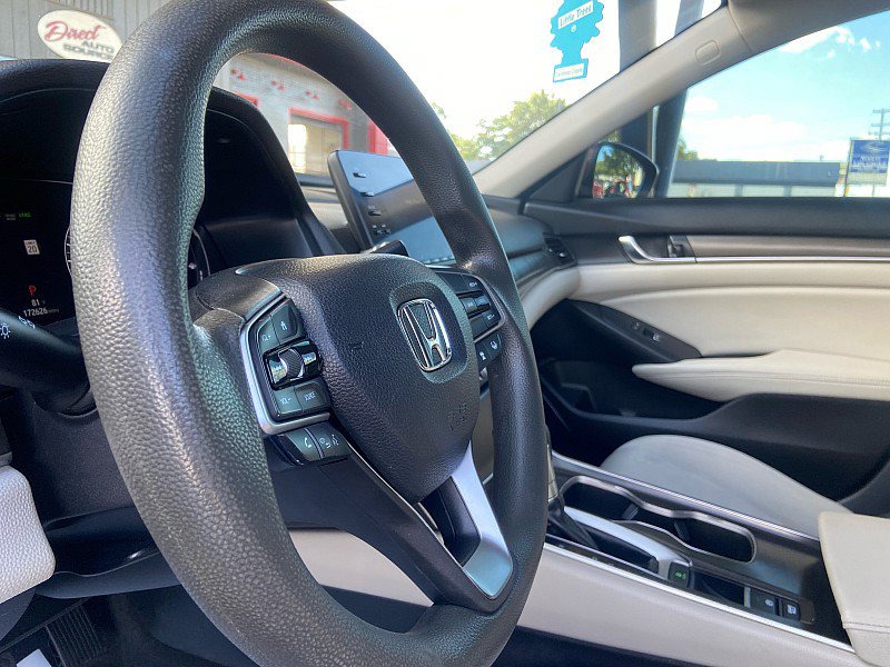 Used 2018 Honda Accord LX image 12