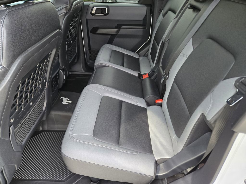 Used 2024 Ford Bronco Black Diamond image 16