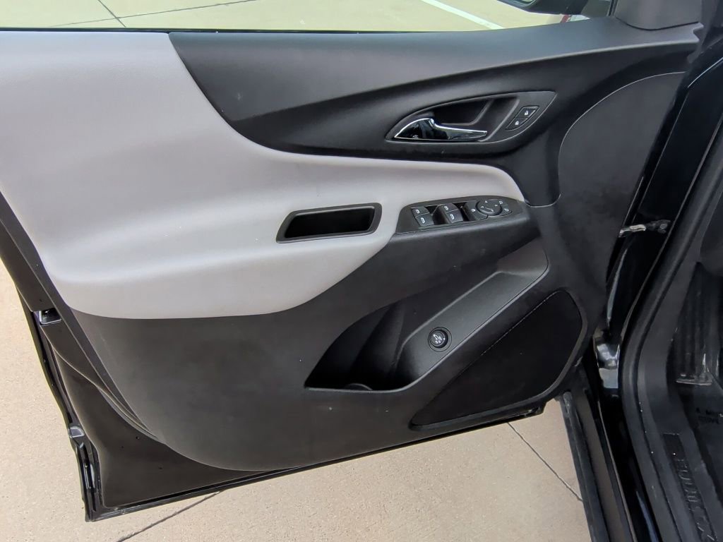 Used 2024 Chevrolet Equinox LT AWD/4WD image 10