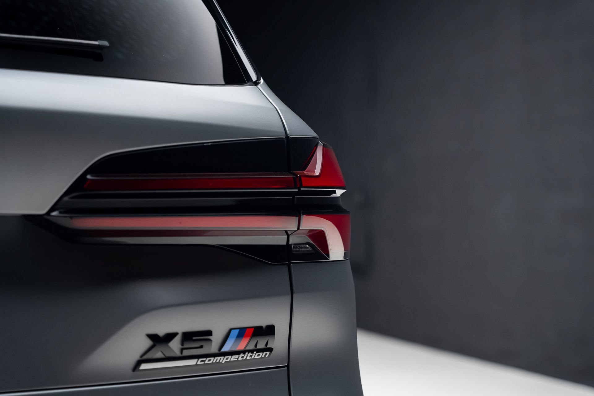 Used 2025 BMW X5 M Competition w/ Executive Package AWD/4WD image 30