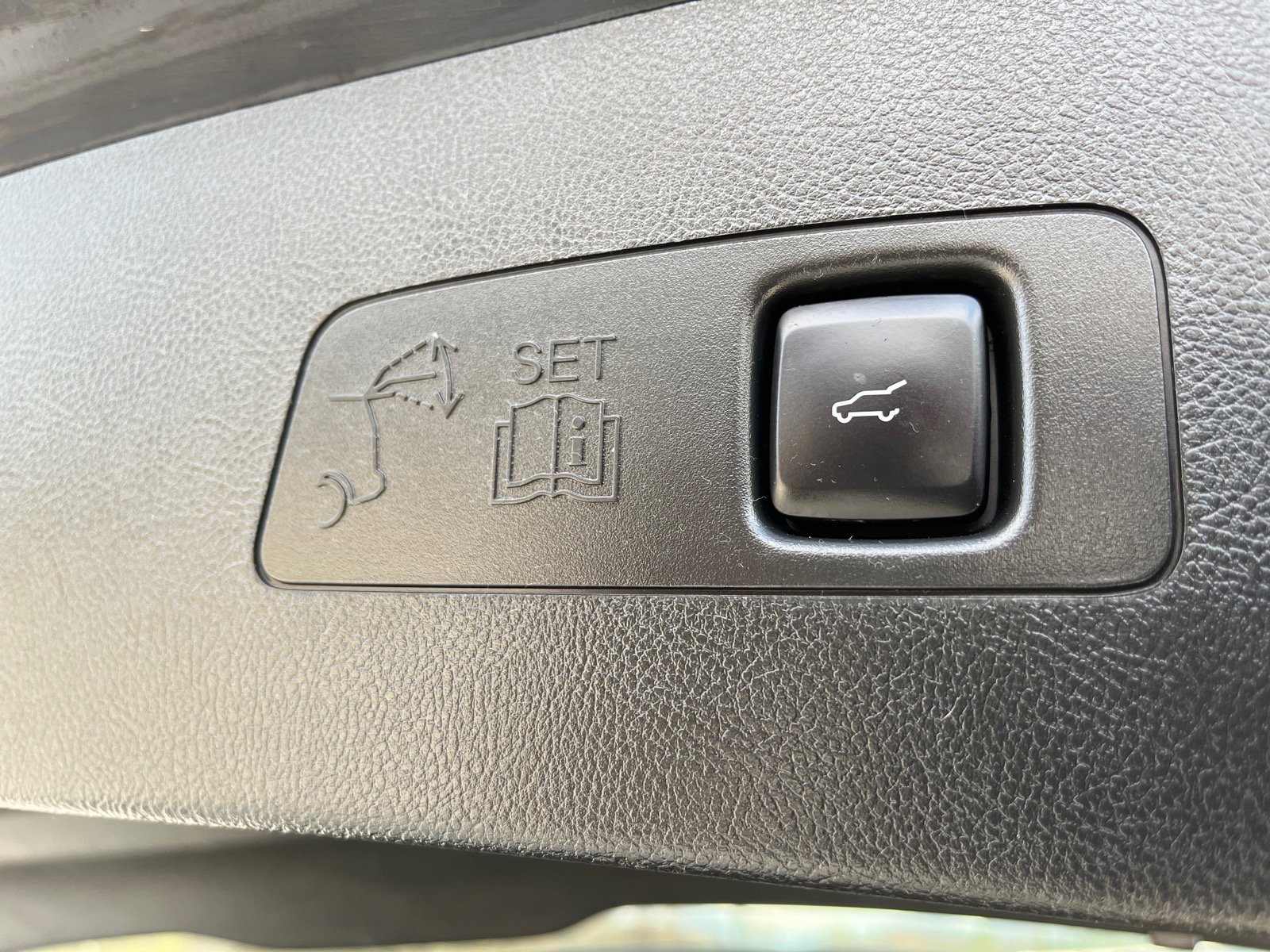 Used 2022 Lincoln Corsair AWD w/ Premium Package image 20