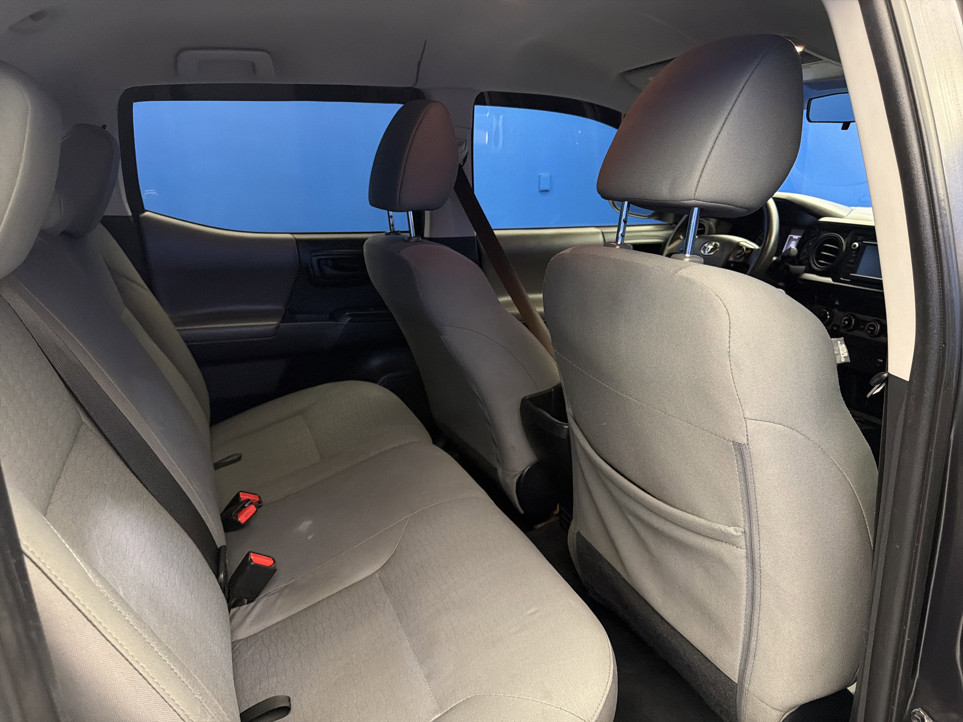 Used 2018 Toyota Tacoma SR w/ SR Convenience Package AWD/4WD image 24