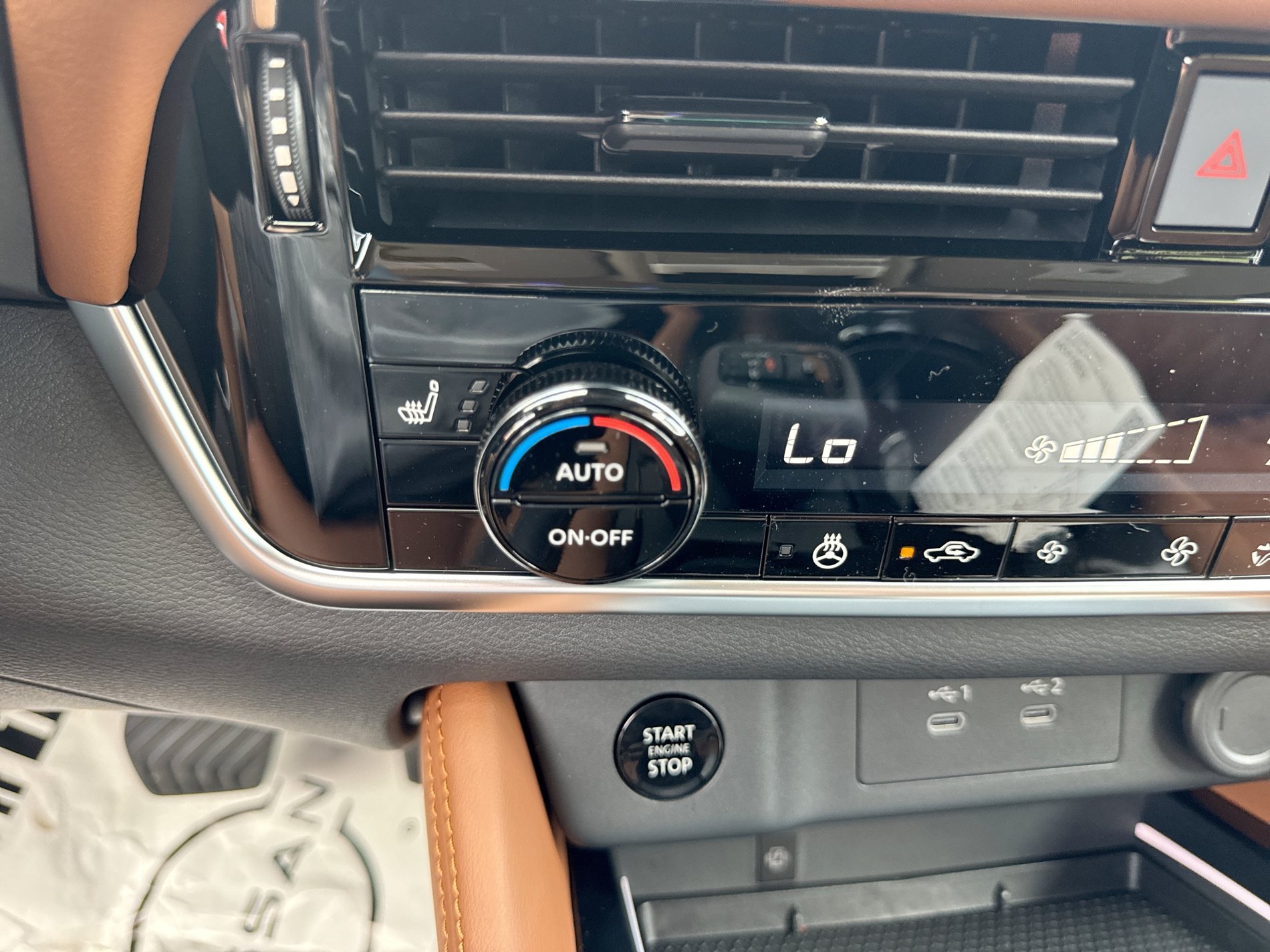 New 2026 Nissan Rogue Platinum AWD/4WD image 24