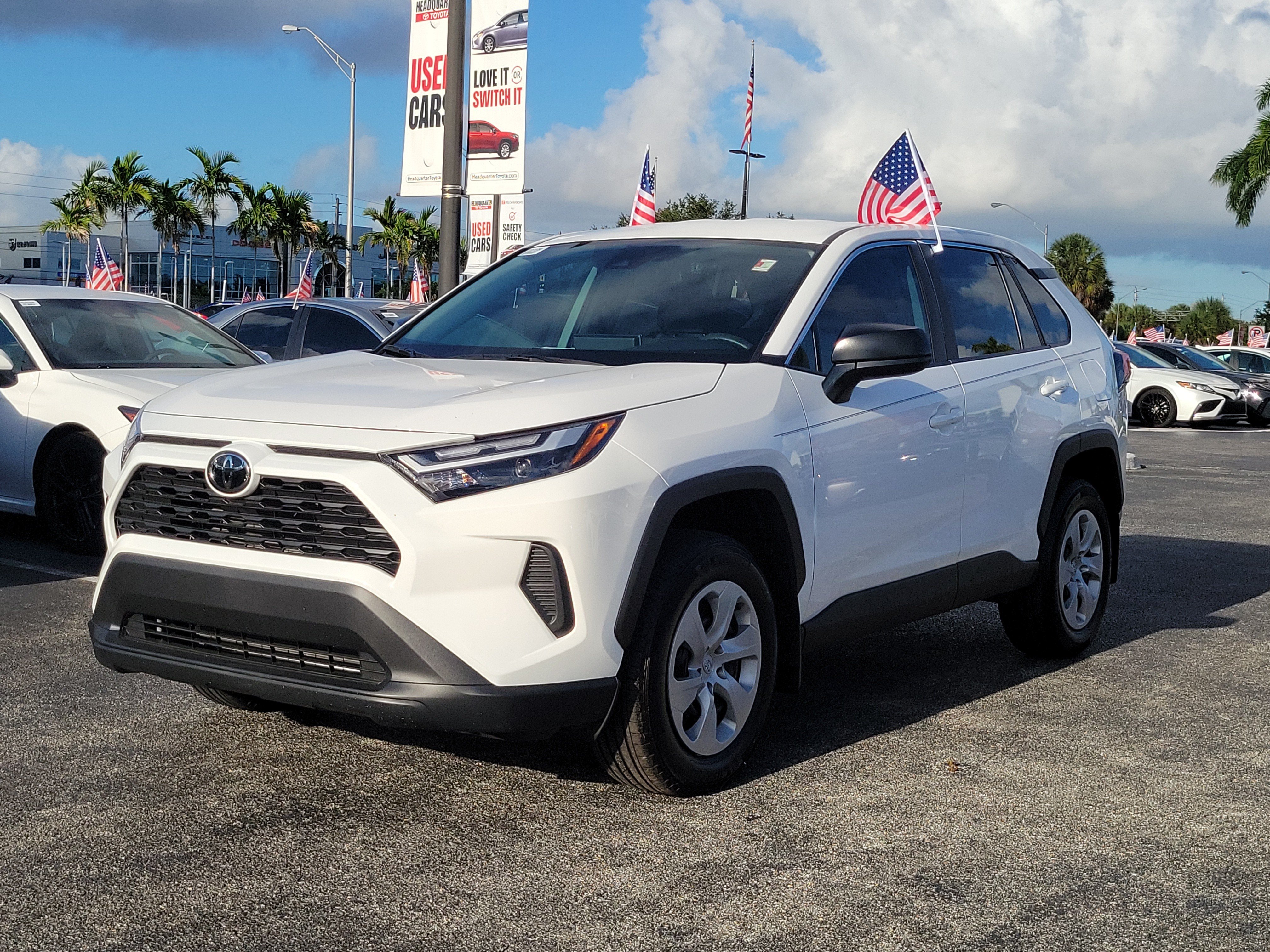 Used 2025 Toyota RAV4 LE FWD image 6