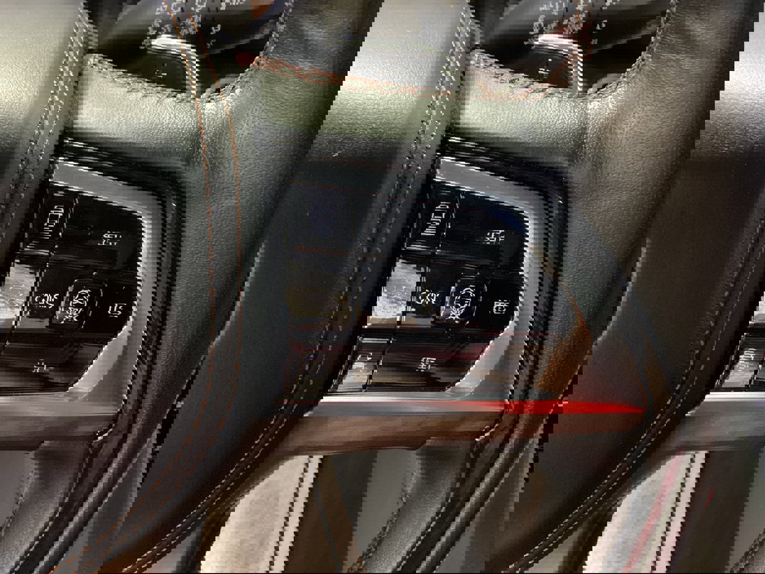 Used 2024 Jeep Grand Cherokee L Summit w/ Advanced Protech Group IV image 27