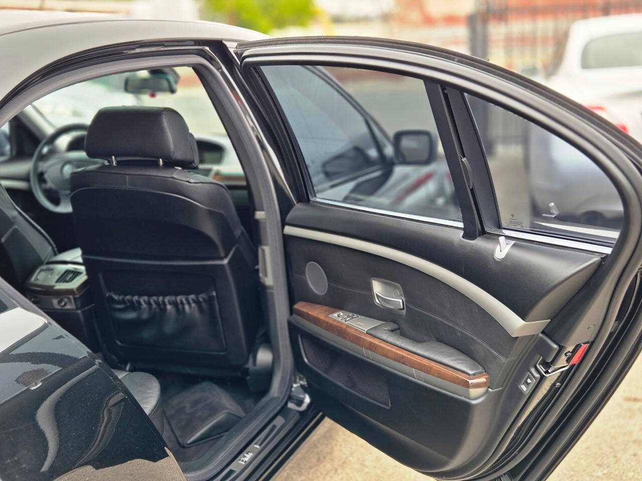 Used 2005 BMW 745Li RWD image 16