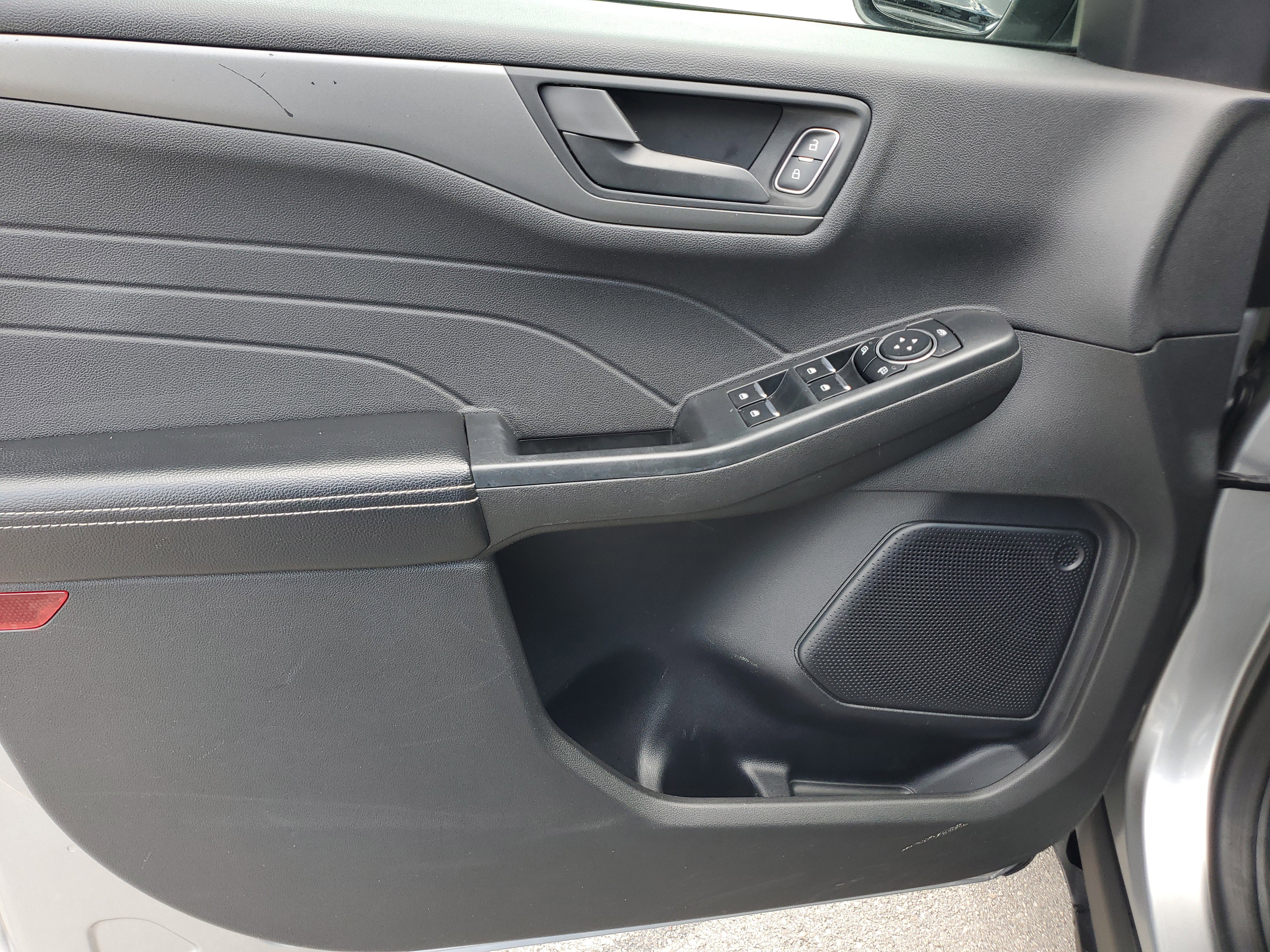 Used 2023 Ford Escape Active image 27