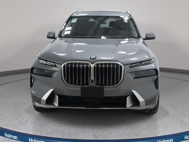 Certified 2026 BMW X7 xDrive40i AWD/4WD image 2