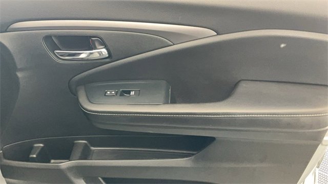 Certified 2023 Honda Ridgeline RTL image 32