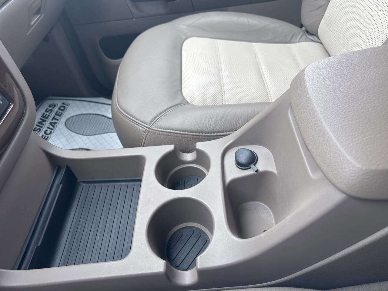 Used 2004 Ford Explorer Eddie Bauer AWD/4WD image 33