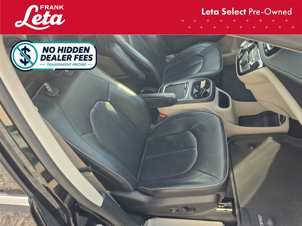 Used 2020 Chrysler Pacifica Limited FWD image 19