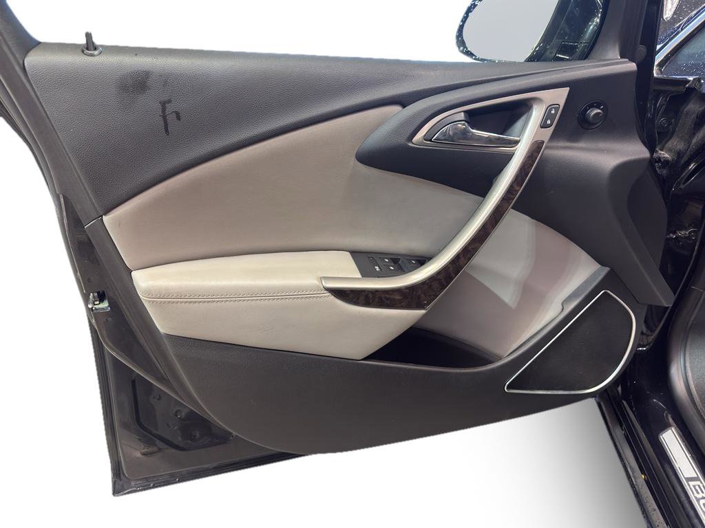 Used 2014 Buick Verano FWD image 13