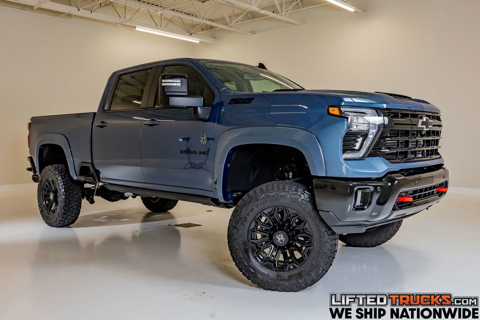 Used 2025 Chevrolet Silverado 2500 LT w/ Trail Boss Package AWD/4WD image 1