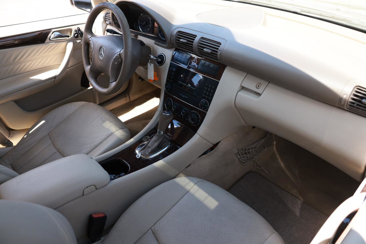Used 2005 Mercedes-Benz C 320 C320 4DR SEDAN w/ Sunroof Pkg image 16