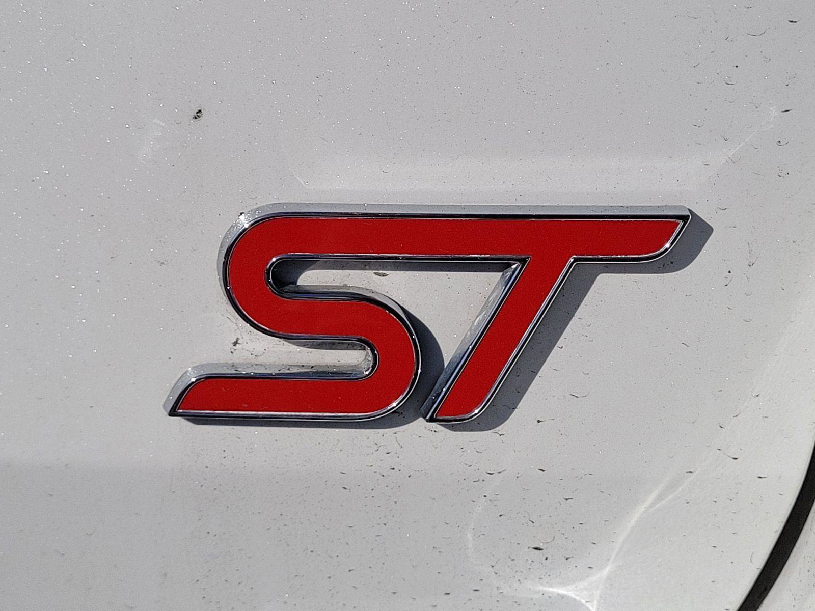 Used 2020 Ford Explorer ST w/ ST Street Pack image 12