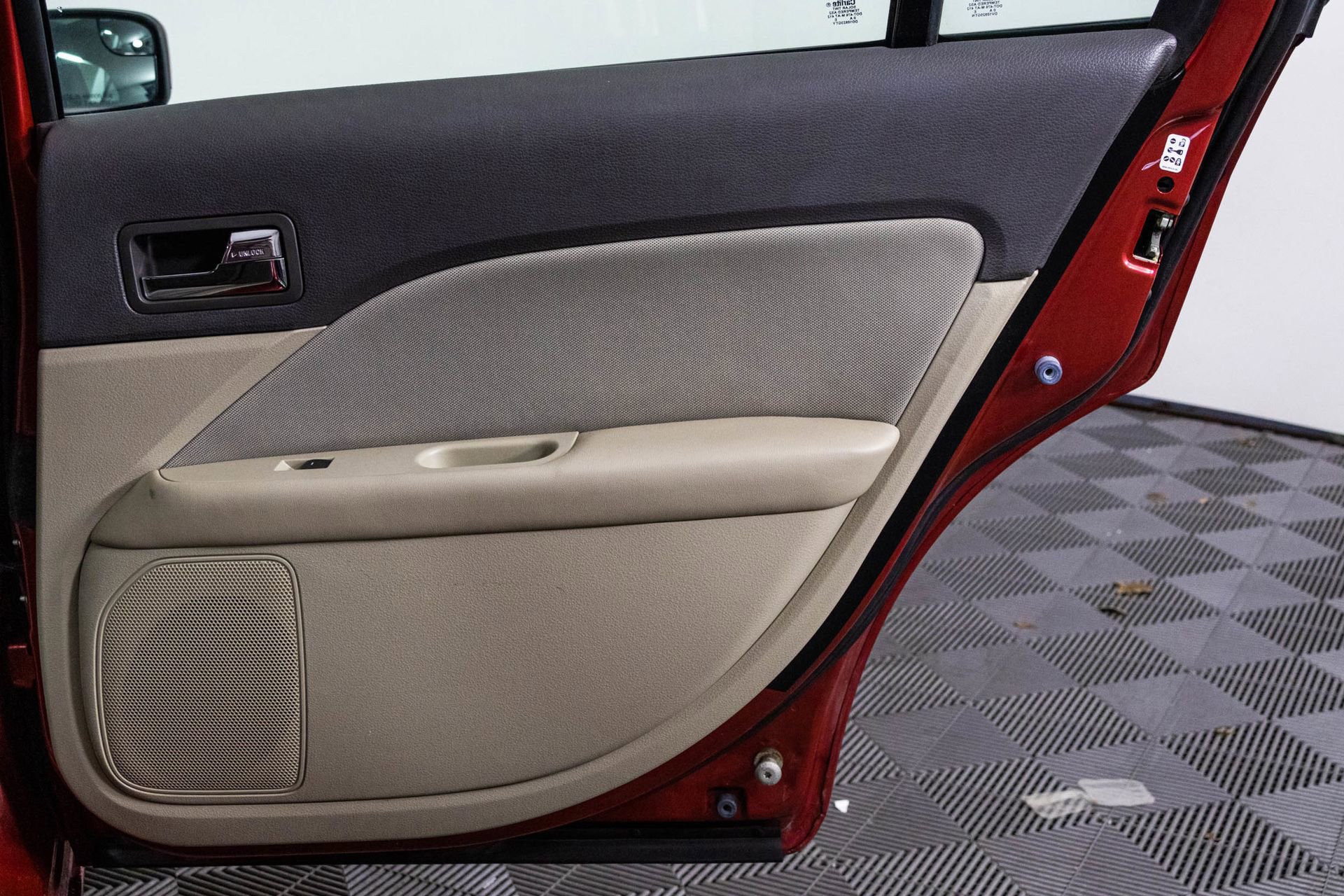 Used 2011 Ford Fusion SE w/ 202A Rapid Spec Order Code image 37