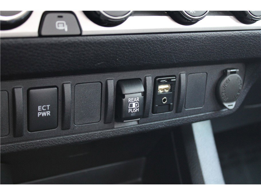 Used 2019 Toyota Tacoma SR5 image 26