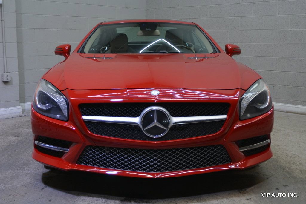 Used 2014 Mercedes-Benz SL 550 image 9