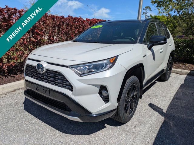 Used 2019 Toyota RAV4 XSE w/ XSE Weather Package image 6