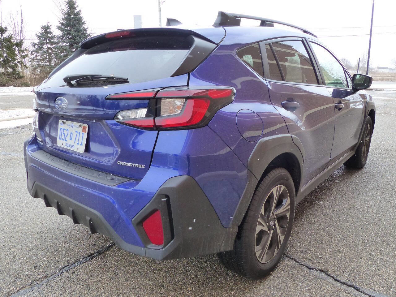 Used 2024 Subaru Crosstrek 2.0i Premium AWD/4WD image 9