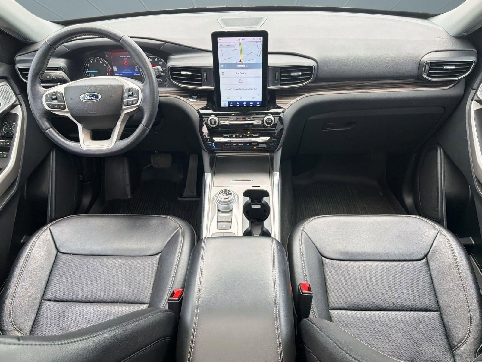 Used 2023 Ford Explorer Limited w/ Limited Technology Package RWD image 12