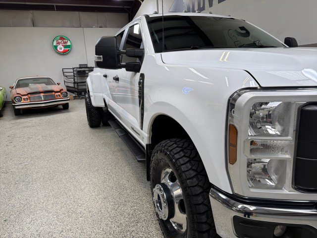 Used 2024 Ford F350 XL w/ Snow Plow Prep Package image 37