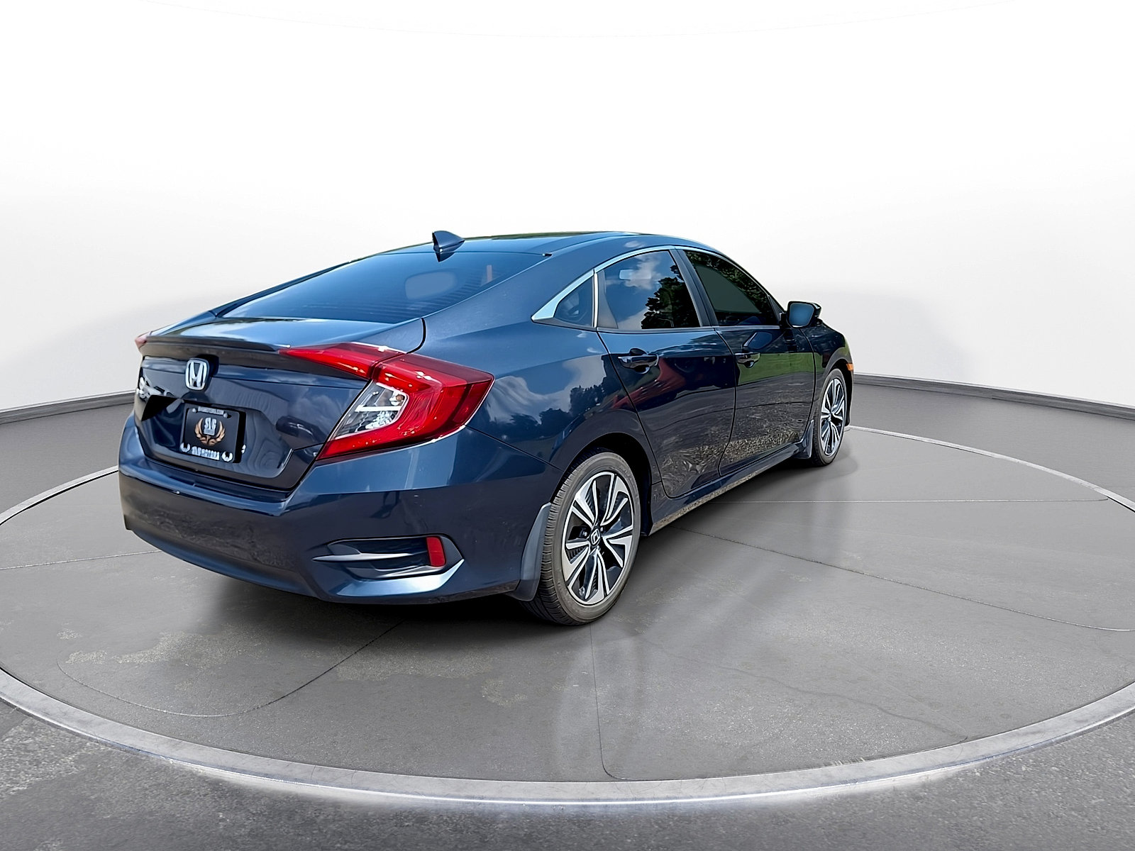 Used 2018 Honda Civic EX-T image 7
