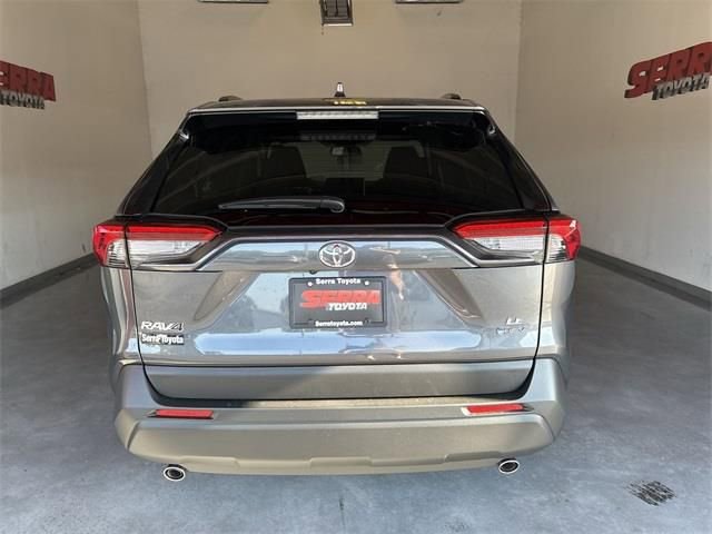Used 2025 Toyota RAV4 LE image 12