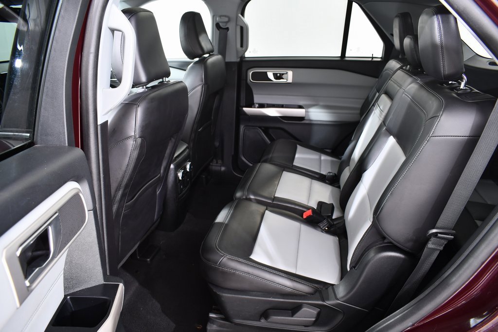 Used 2023 Ford Explorer XLT w/ Equipment Group 202A image 16