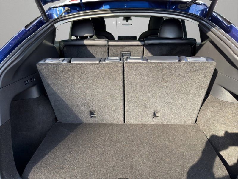 Used 2023 Tesla Model Y Long Range image 11