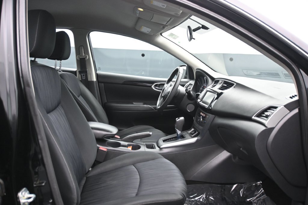 Used 2019 Nissan Sentra SV FWD image 13