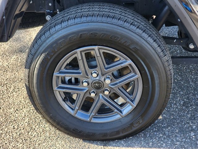 Used 2024 Jeep Gladiator Sport image 12
