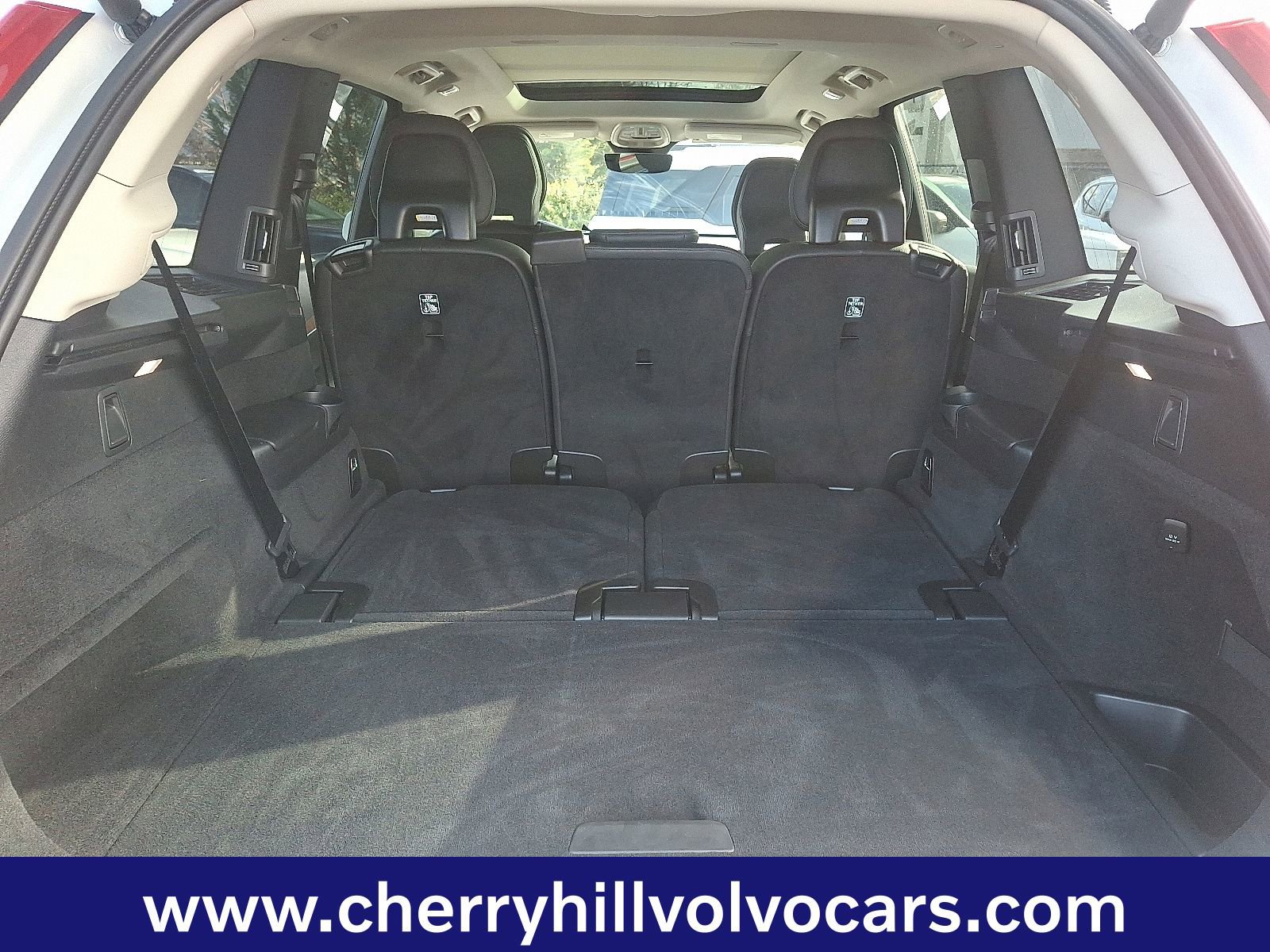 Certified 2023 Volvo XC90 B5 Plus w/ Protection Package Premier image 30