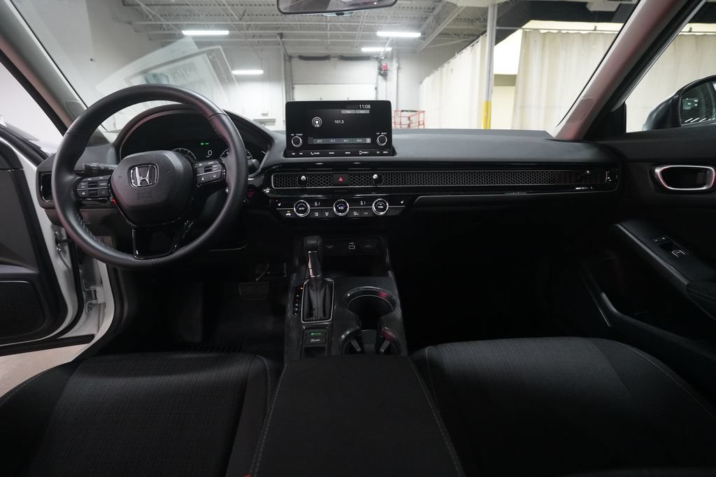 Used 2023 Honda Civic EX image 5