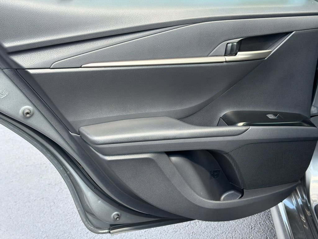 New 2026 Toyota Camry SE w/ Convenience Package FWD image 19
