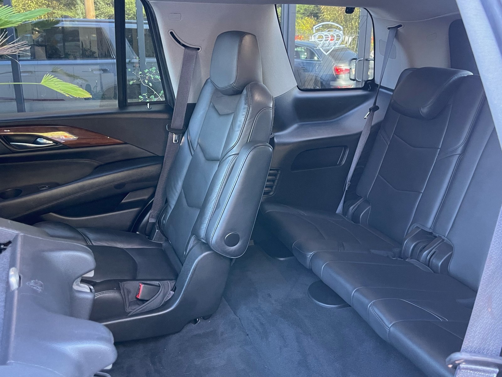 Used 2017 Cadillac Escalade Premium Luxury image 30