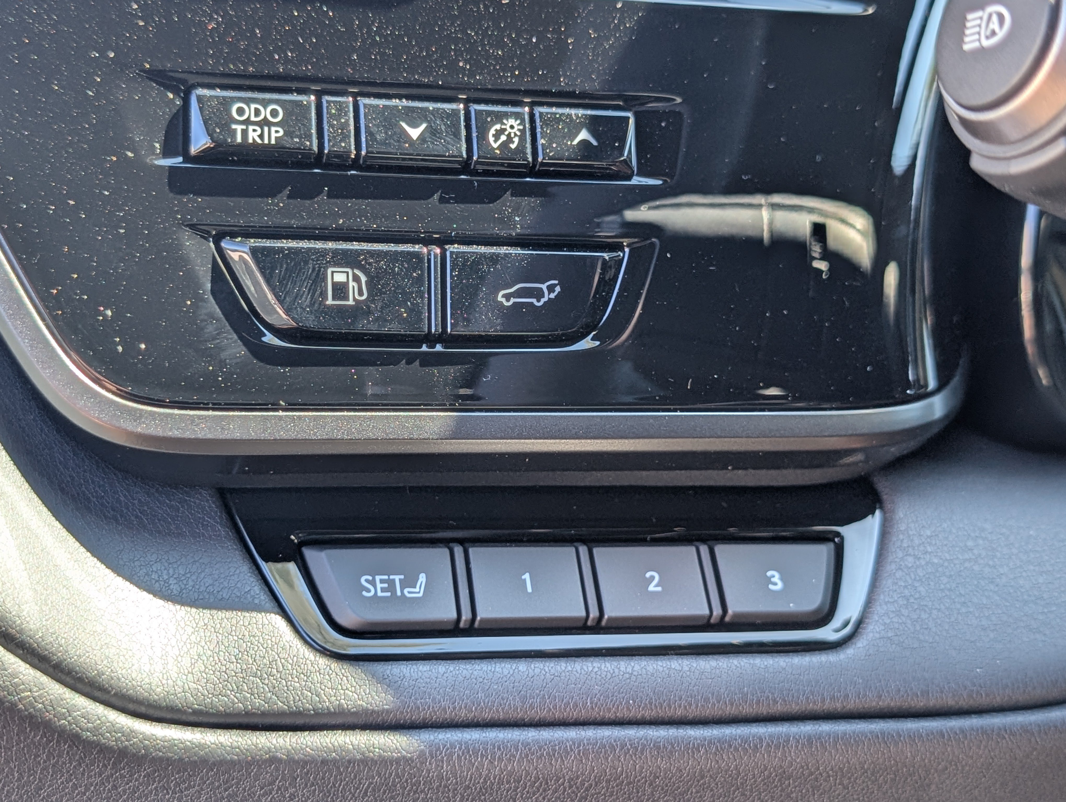 New 2026 Lexus TX 500h AWD w/ Technology Package image 20