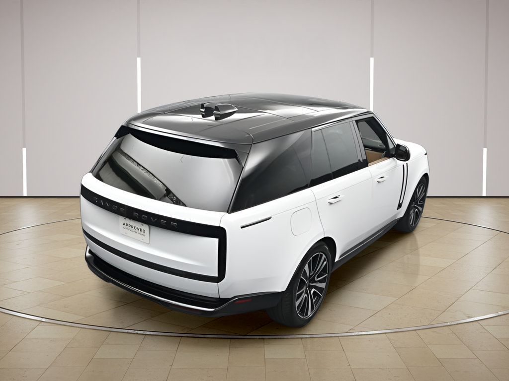 Used 2025 Land Rover Range Rover SE AWD/4WD image 34
