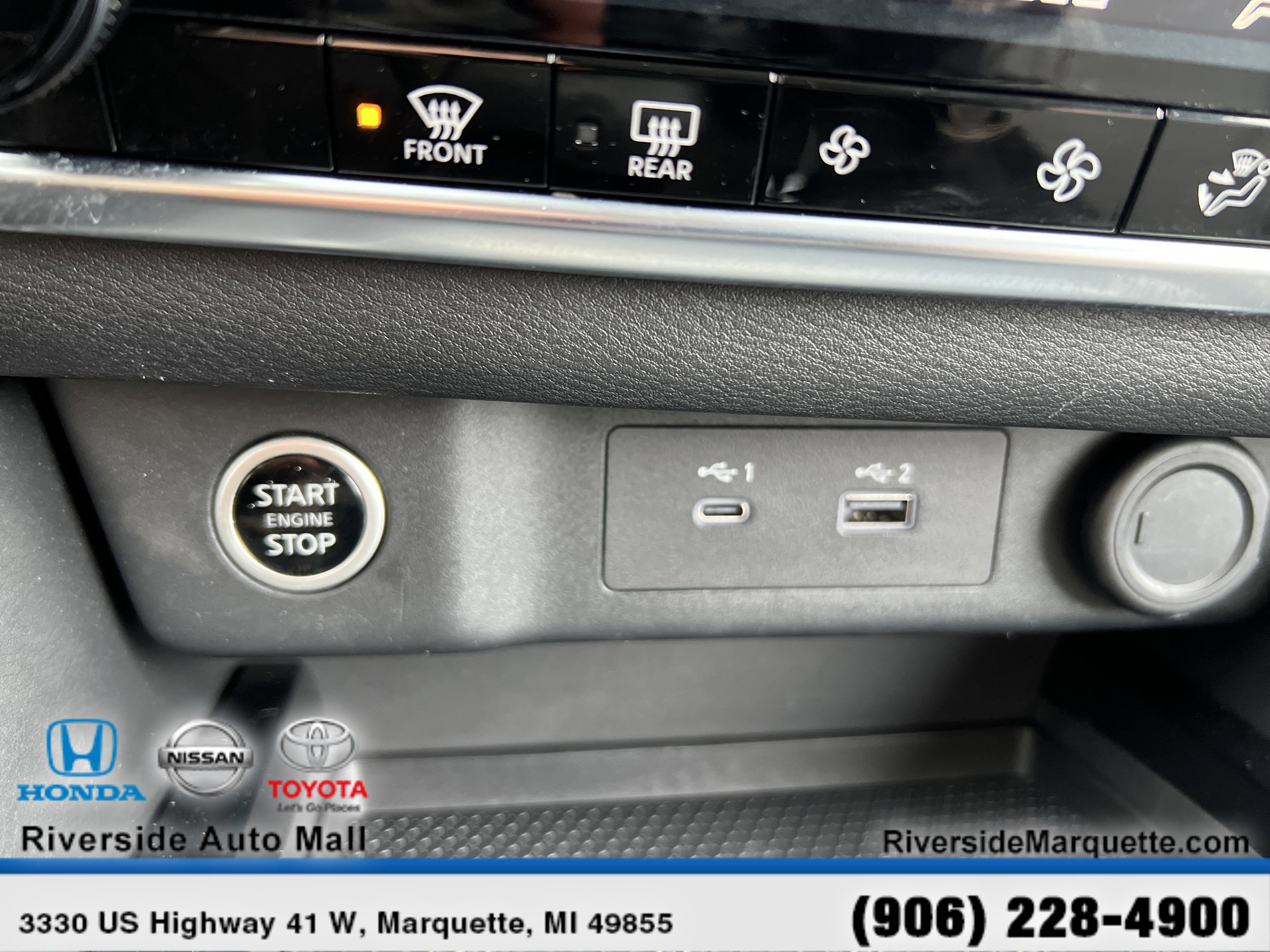 Used 2023 Nissan Rogue SV image 18