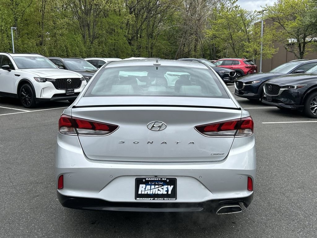Used 2018 Hyundai Sonata Limited w/ Limited Ultimate Package 03 FWD image 26