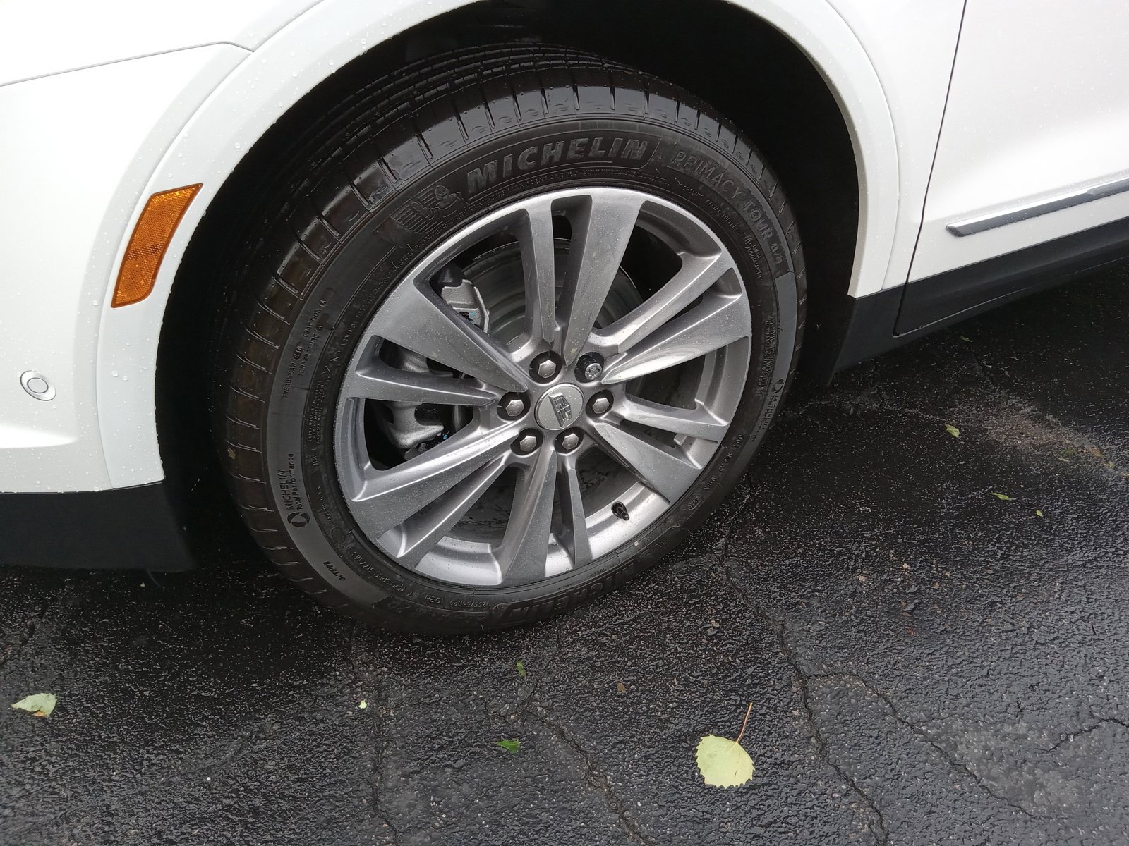 New 2026 Cadillac XT5 Premium Luxury AWD/4WD image 6