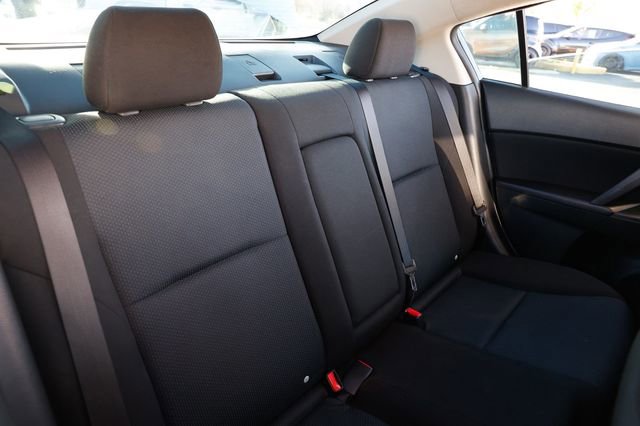 Used 2011 MAZDA MAZDA3 i Touring image 17